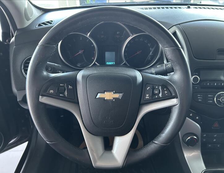 Chevrolet Cruze 10