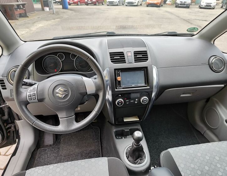 Suzuki SX4 18