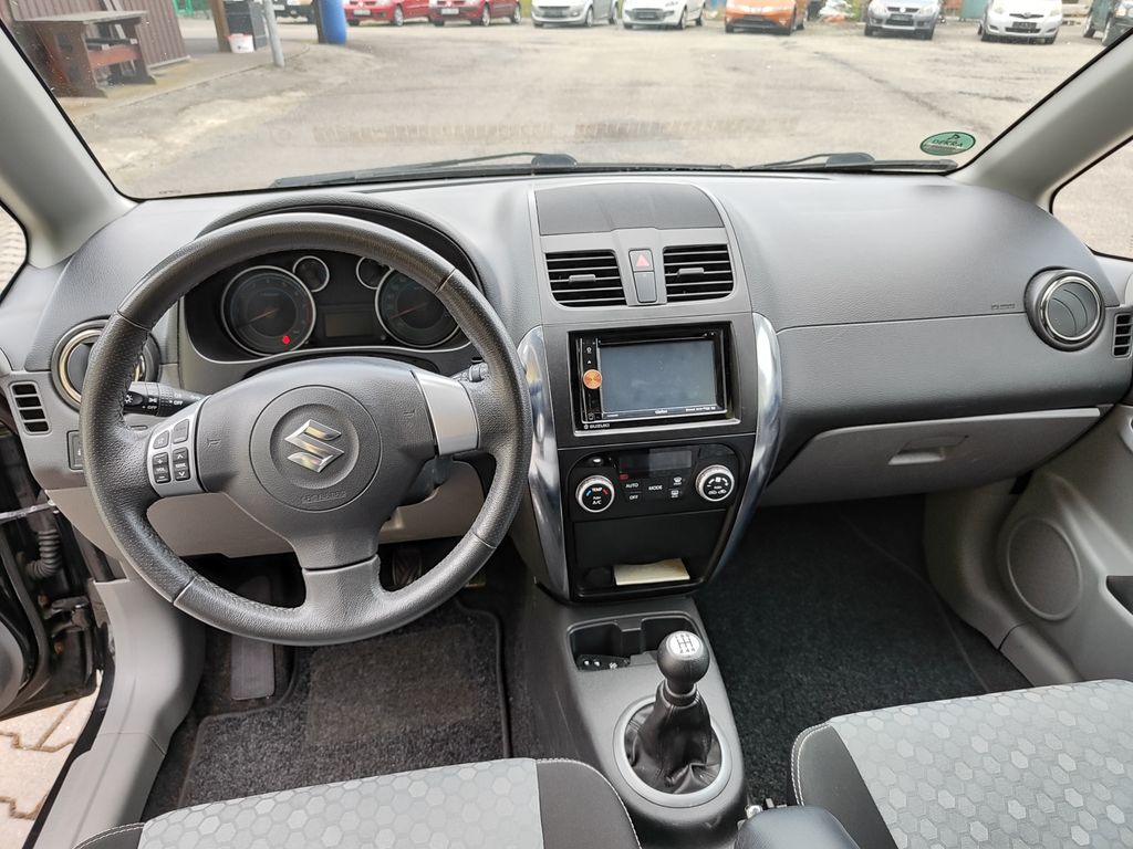 Suzuki SX4