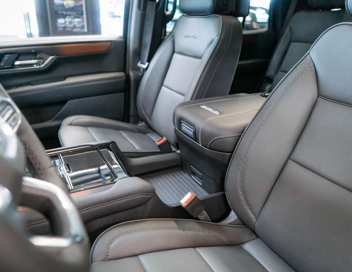 GMC Yukon 30