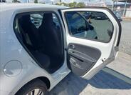 Volkswagen e-up! 17