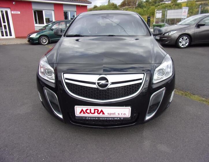 Opel Insignia 8
