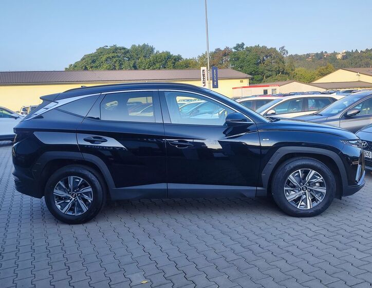 Hyundai Tucson 4