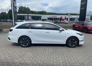 KIA Ceed 9