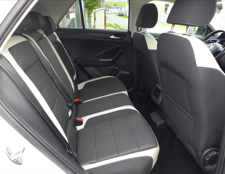 Volkswagen T-Roc 36