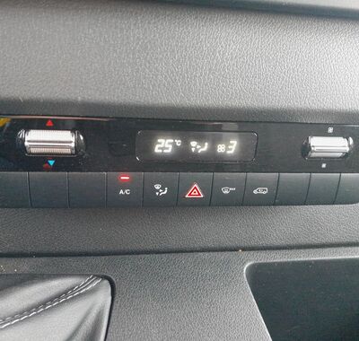 Mercedes-Benz Sprinter 17