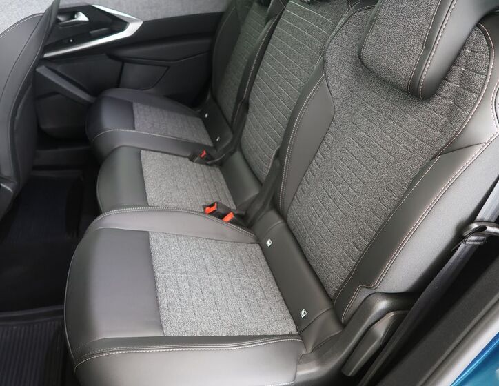Peugeot 5008 10