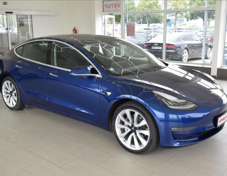 Tesla Model 3 3