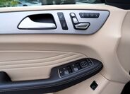 Mercedes-Benz GLE 17