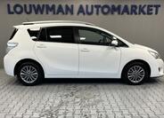 Toyota Verso 15
