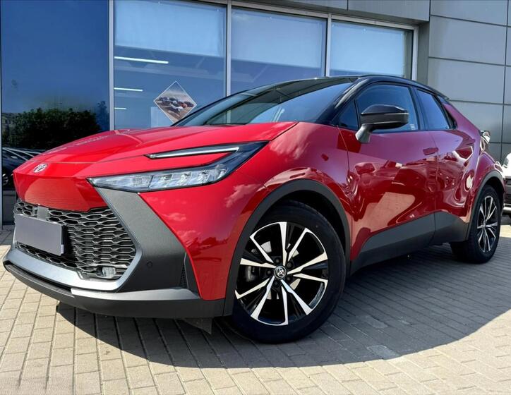 Toyota C-HR 4