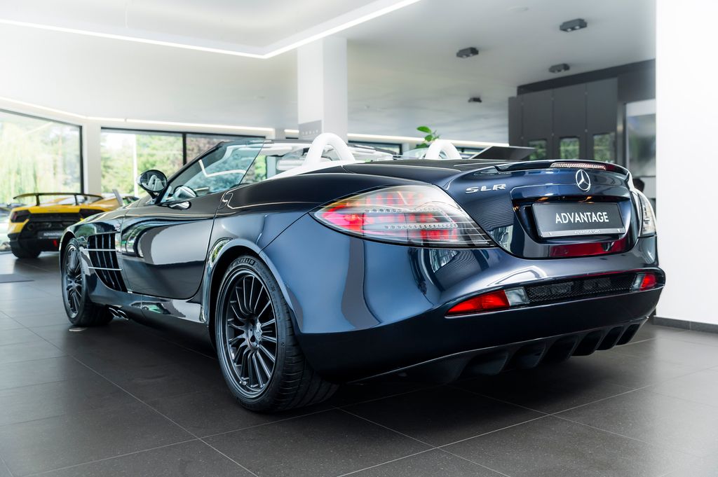 Mercedes-Benz SLR