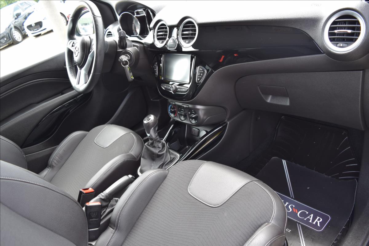 Opel Adam