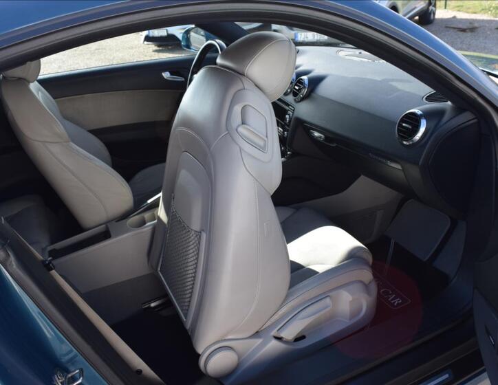 Audi TT 21