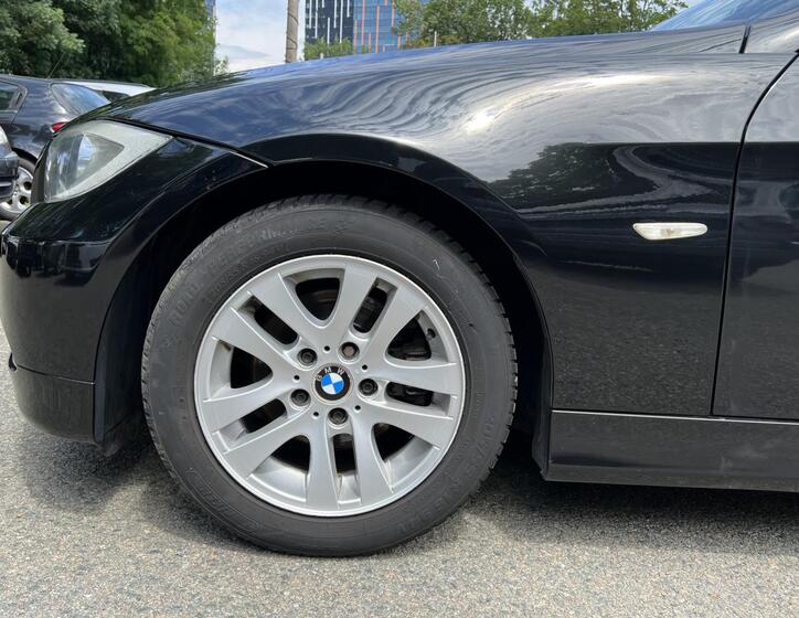 BMW Řada 3 25