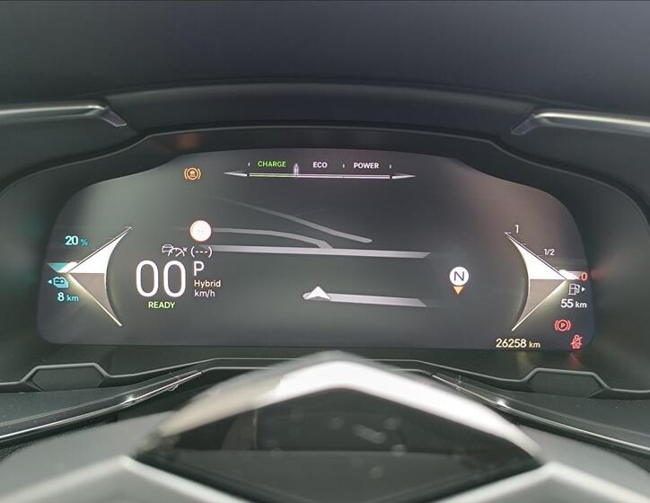 DS Automobiles DS7 Crossback 7