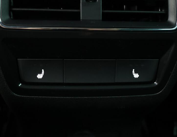 Škoda Karoq 24