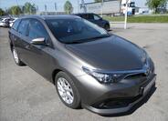 Toyota Auris 1