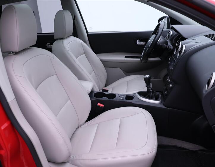 Nissan Qashqai 14