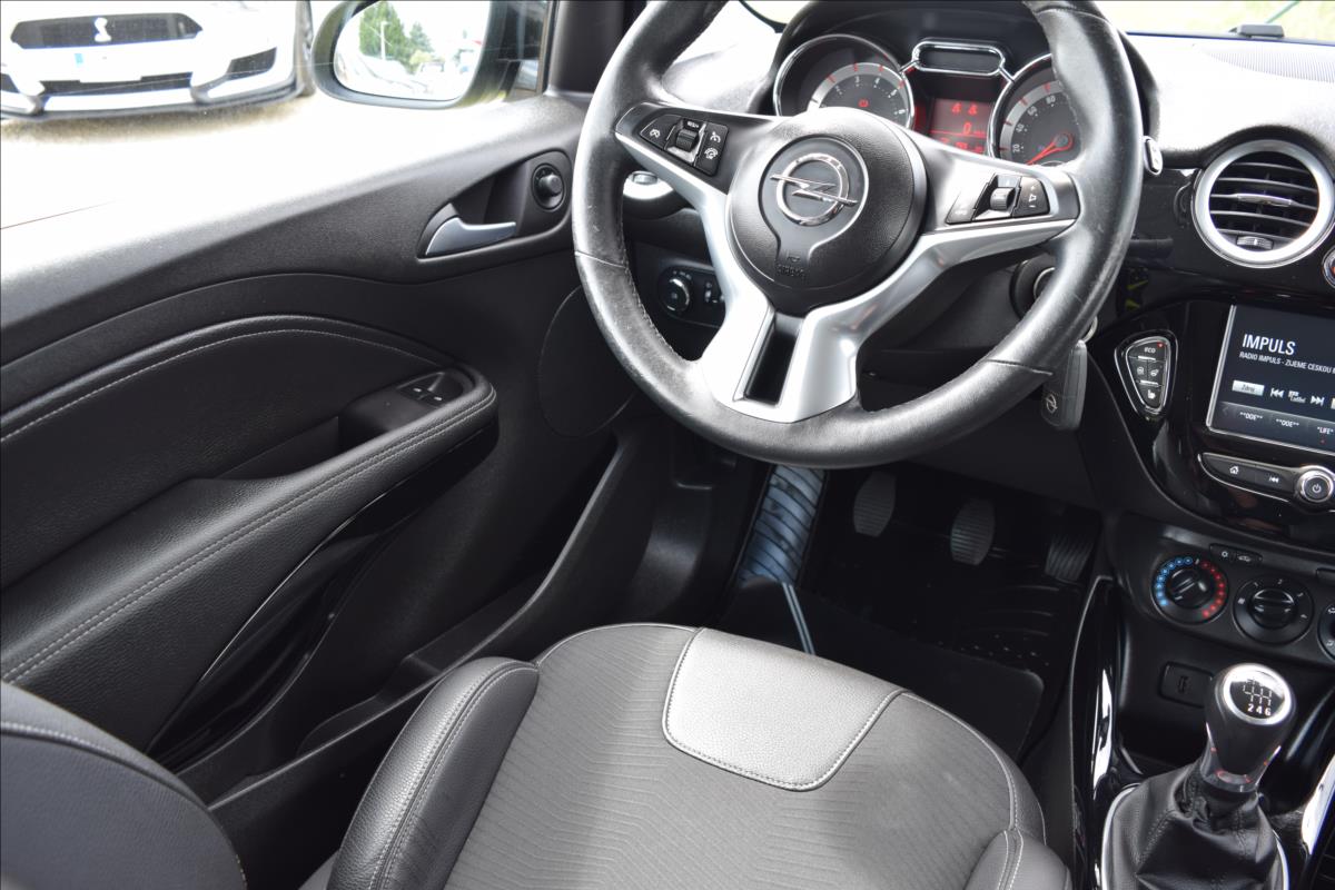 Opel Adam