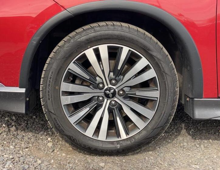 Mitsubishi Outlander 9