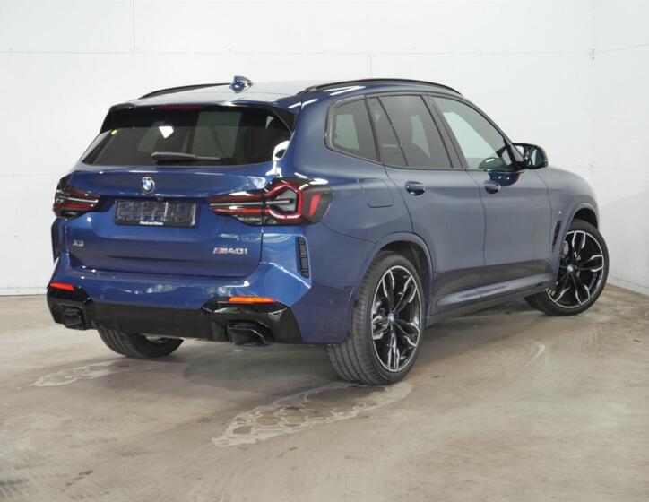BMW X3 4