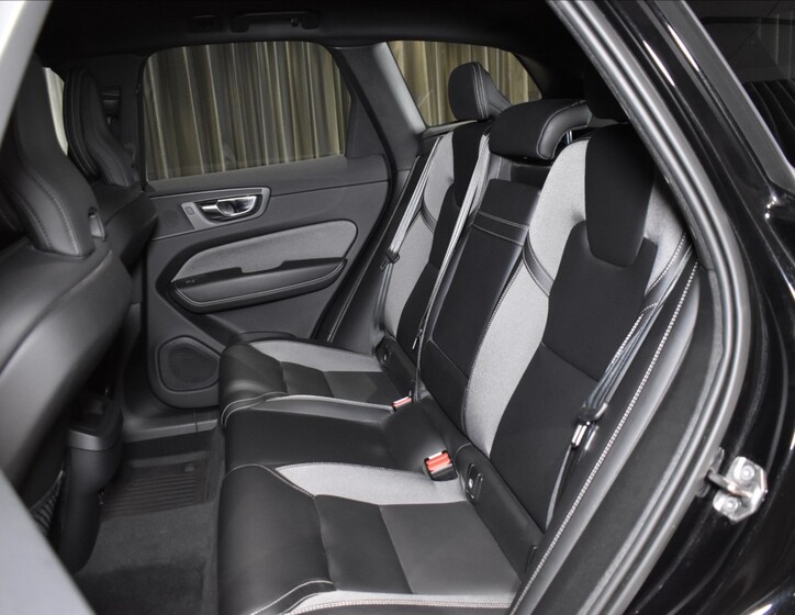 Volvo XC60 9