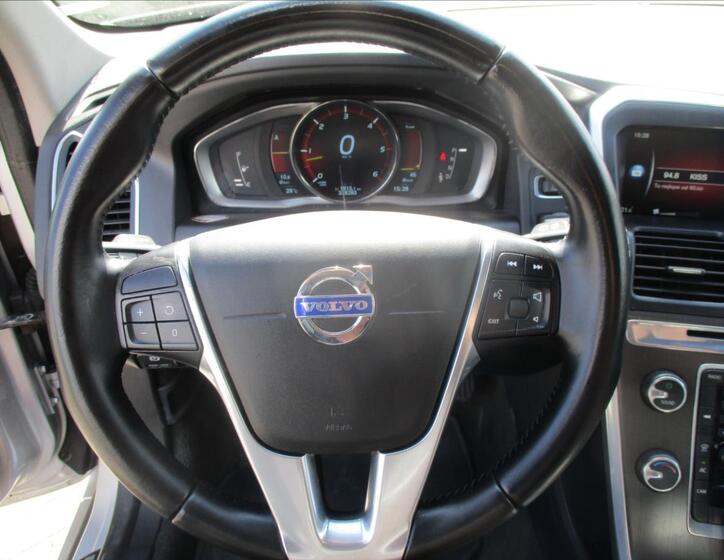 Volvo XC60 15
