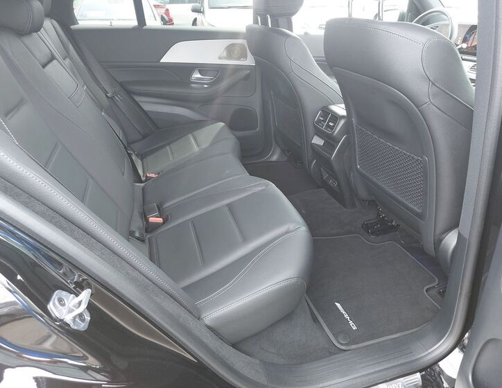 Mercedes-Benz GLE 9