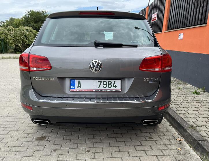 Volkswagen Touareg 6