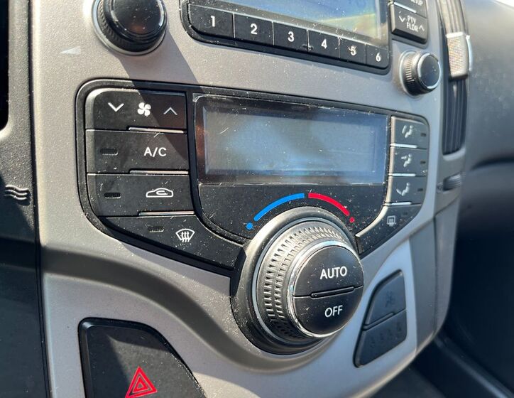 Hyundai i30 23
