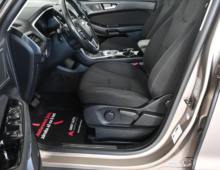 Ford S-MAX 9