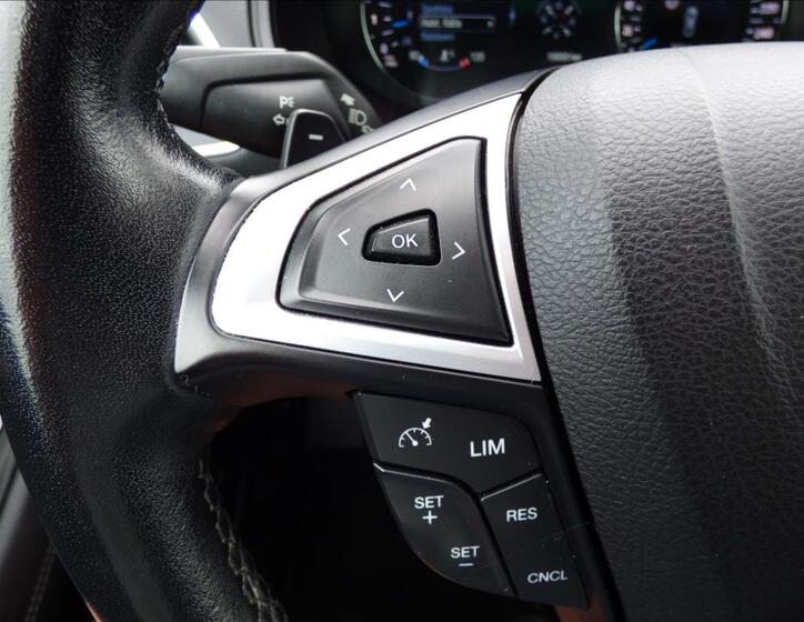 Ford S-MAX 19