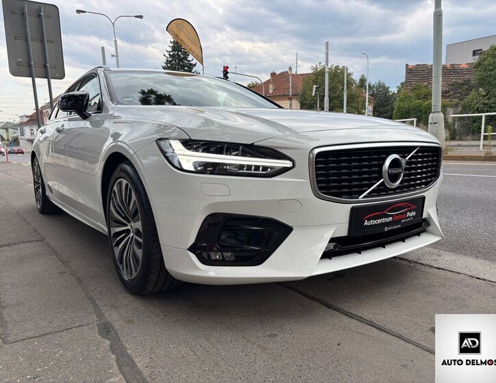 Volvo V90 9