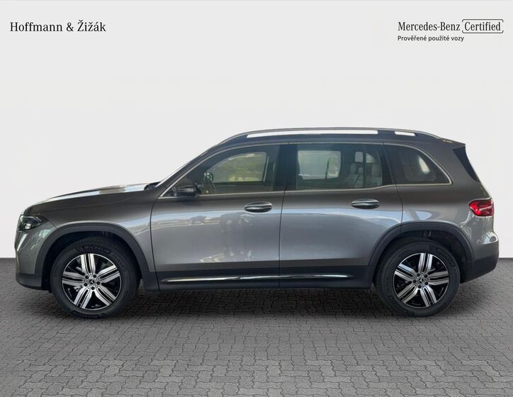 Mercedes-Benz EQB 8