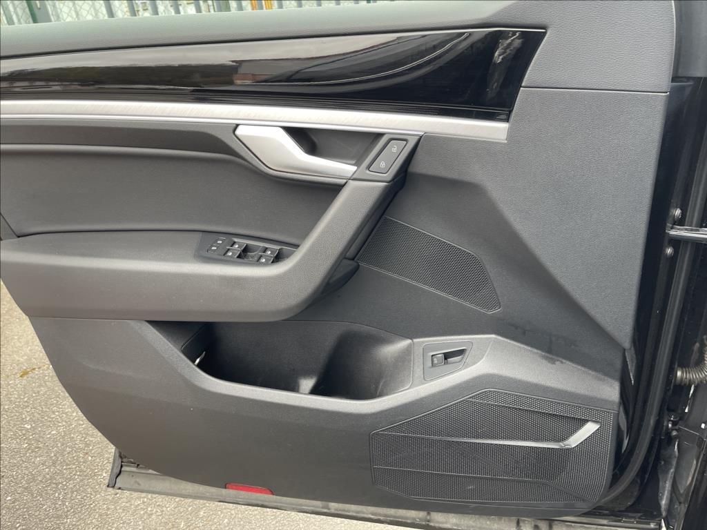 Volkswagen Touareg 20