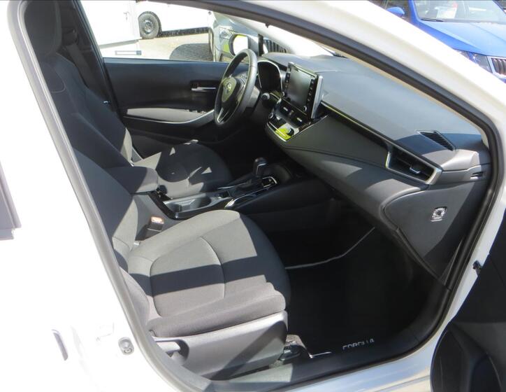 Toyota Corolla 10