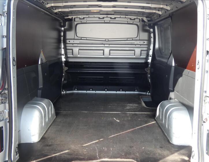 Renault Trafic 11