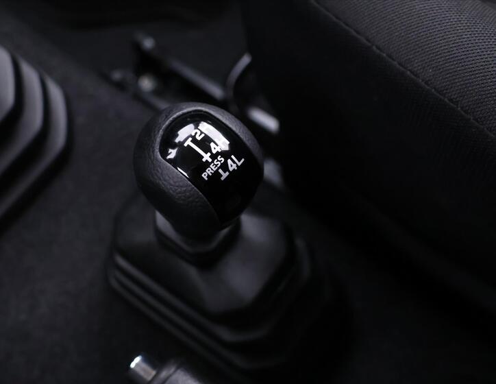 Suzuki Jimny 24