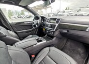 Mercedes-Benz GL 8