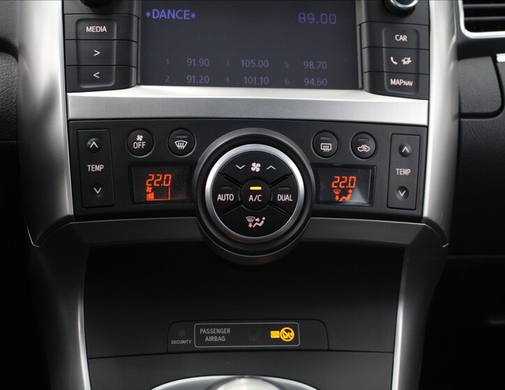 Toyota Verso 14