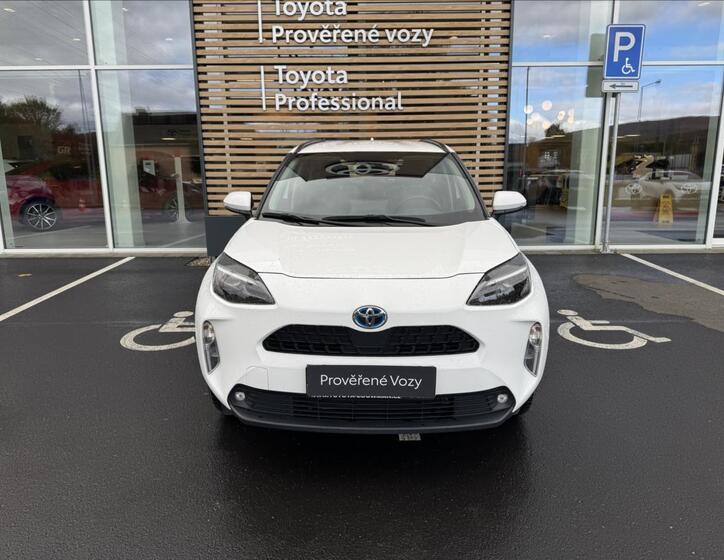 Toyota Yaris Cross 3