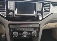 Volkswagen Golf 12