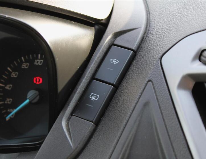 Ford Tourneo Custom 15