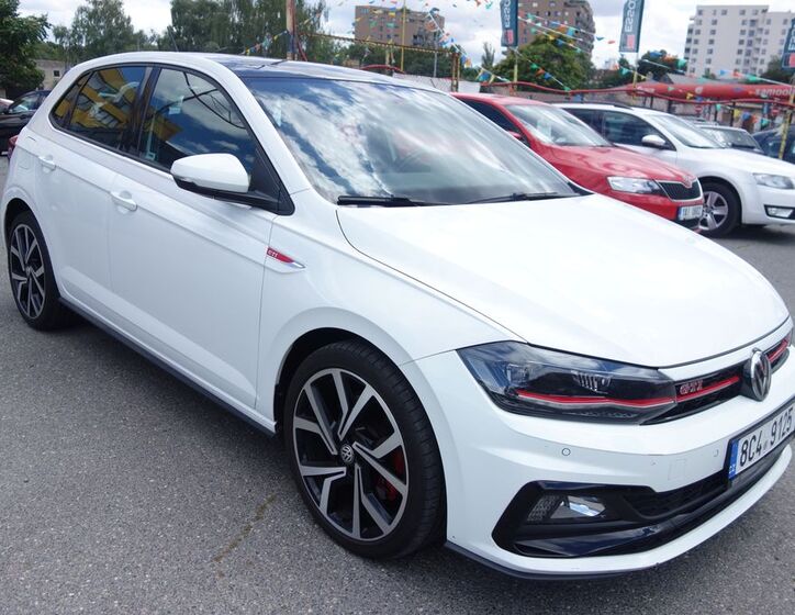 Volkswagen Polo 6