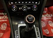 Volkswagen Golf 19