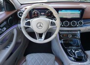 Mercedes-Benz Třídy E 9