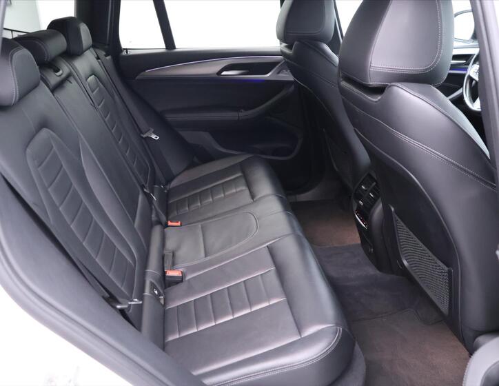 BMW X3 13