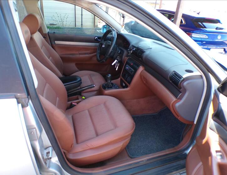 Audi A4 14