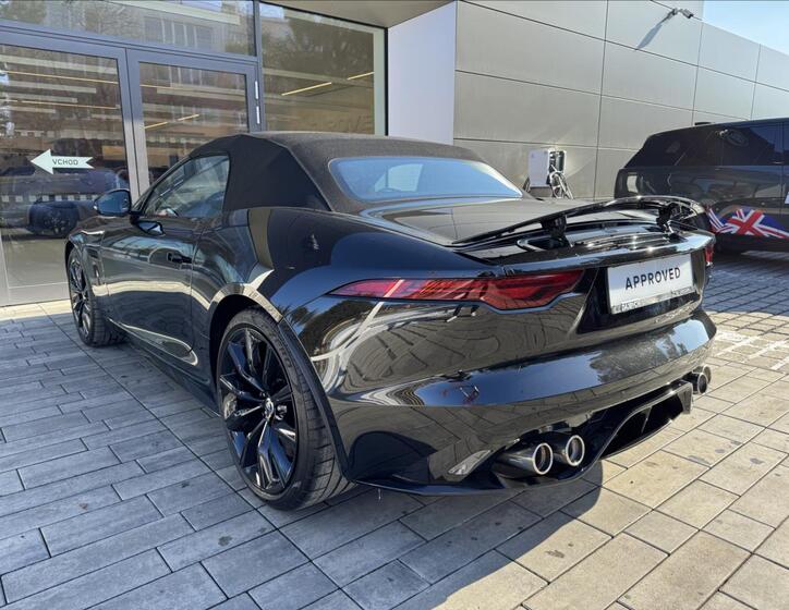Jaguar F-Type 5